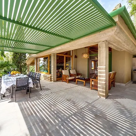 Вілла Seixanta Порт-де-Польєнса